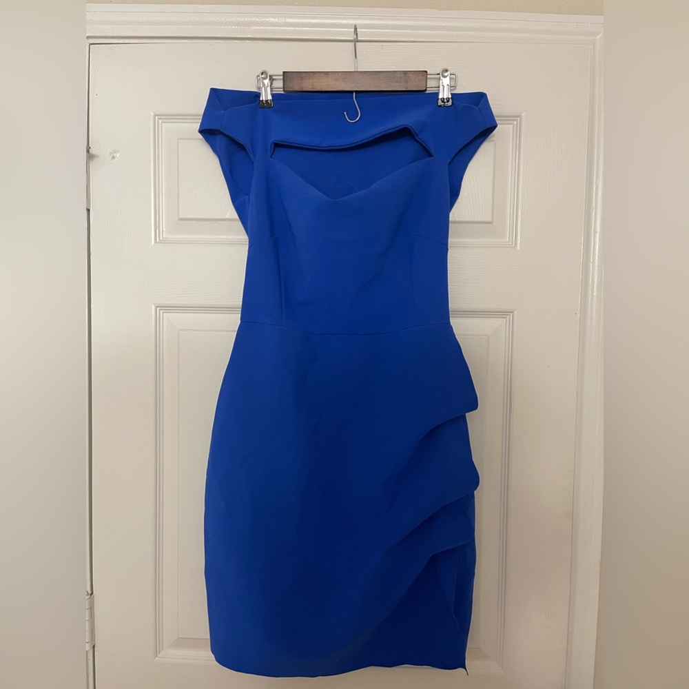 Chiara Boni La Petite Robe Melania Short Off-The-Shoulder Dress - Picture 3 of 14